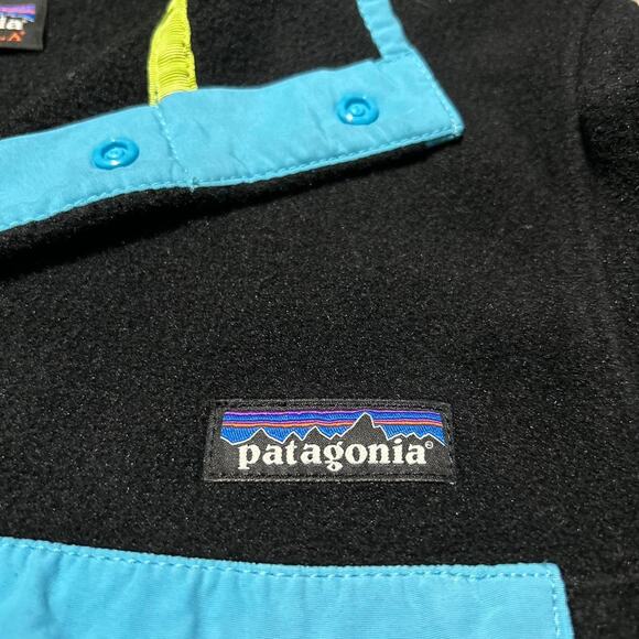 **Patagonia Synchilla Snap-T Fleece Pullover Jacket - Black & Blue** - Picture 2 of 6
